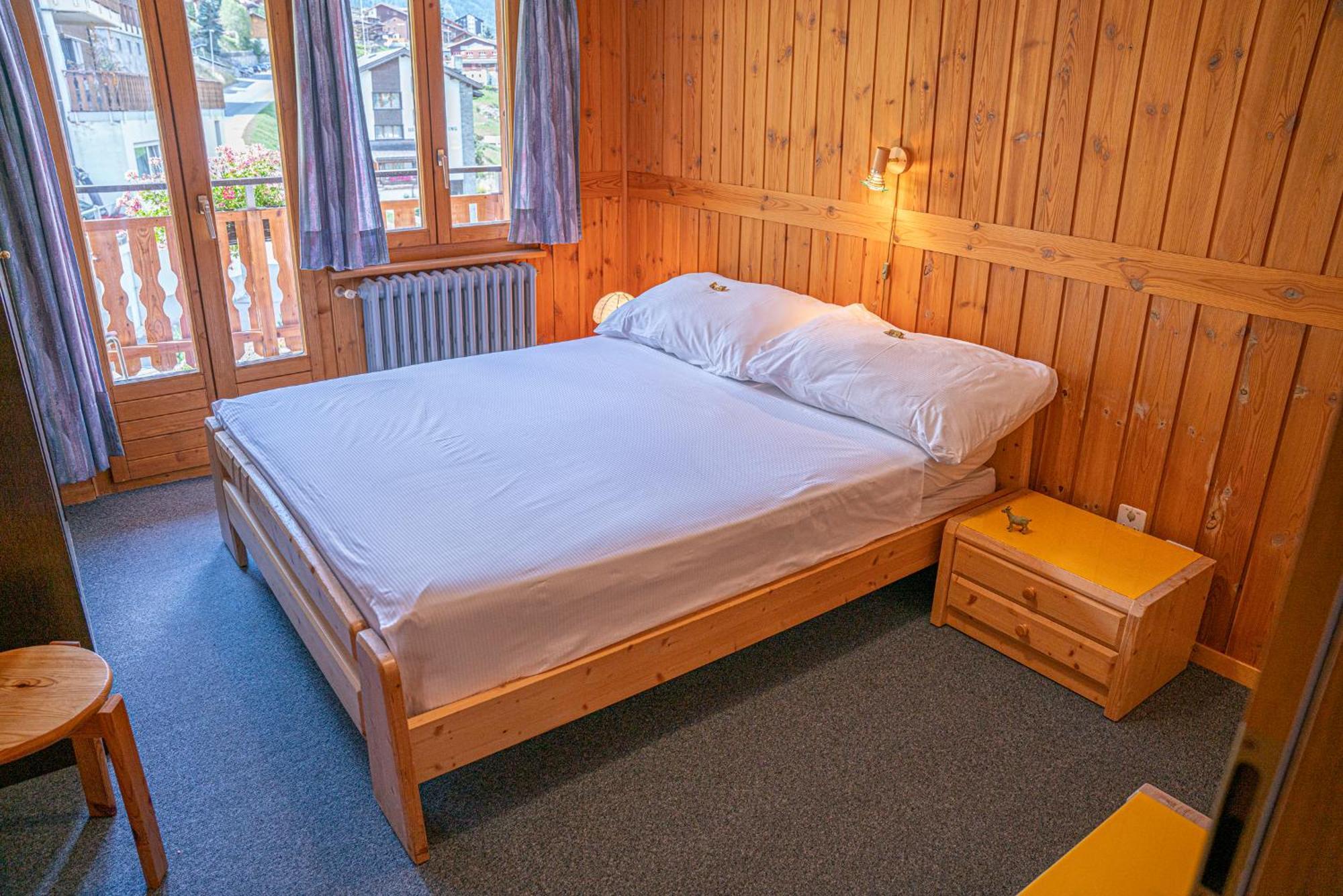 Alte Bock 2.0 Bed & Breakfast Grachen Exterior photo